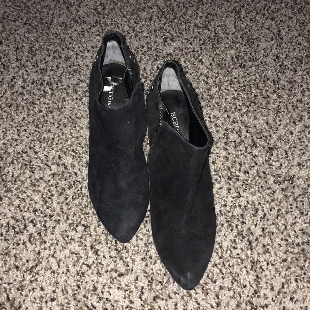 BCBGenerarion black ankle boots